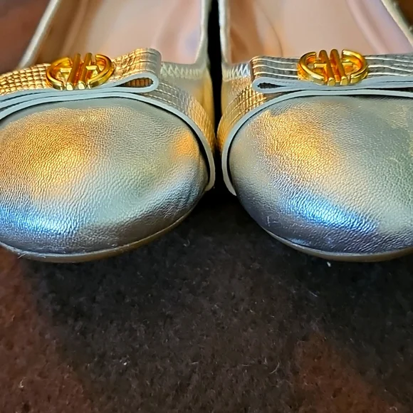 Cole Haan Women's Light Gold Flats - Picture 9 of 16